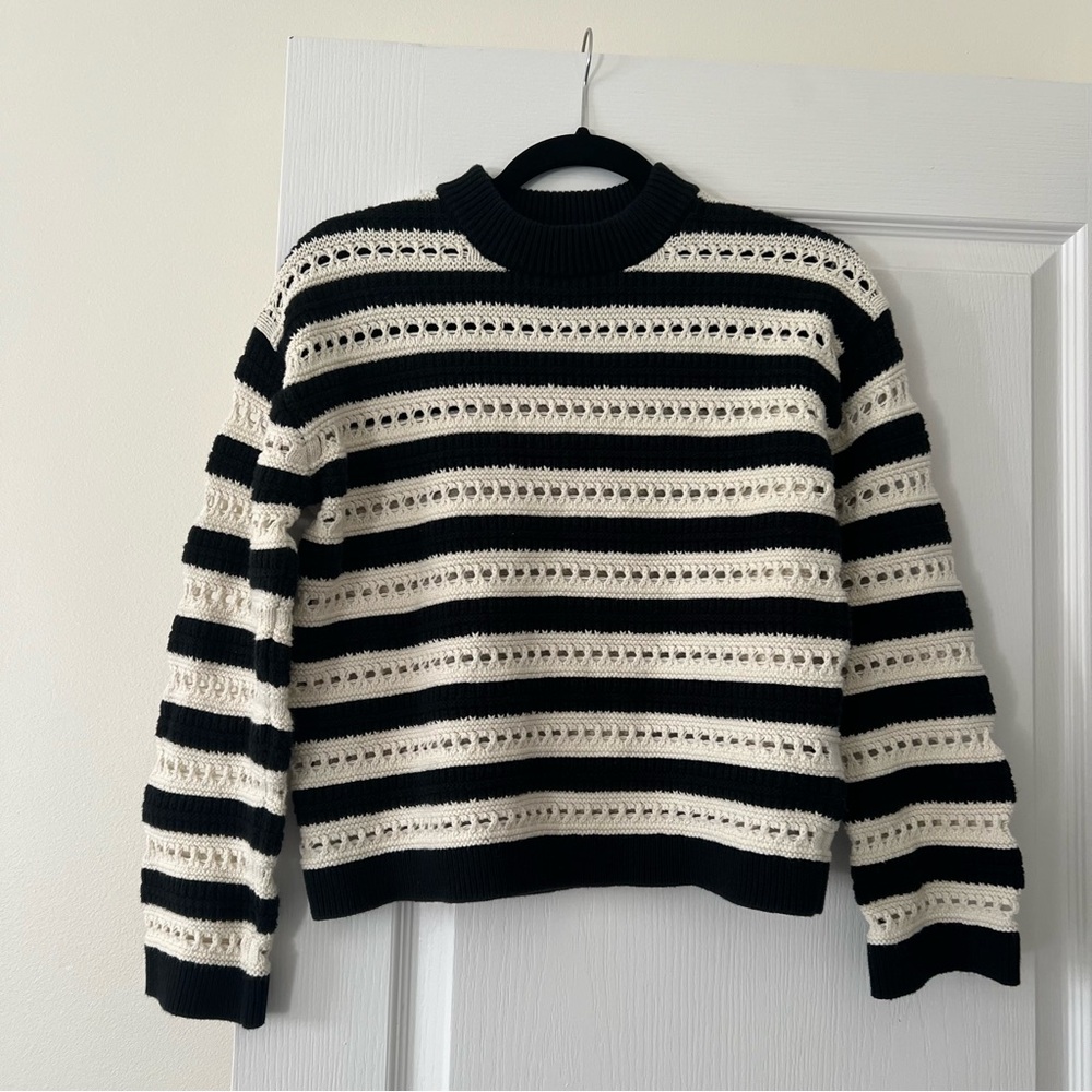 Knit sweater